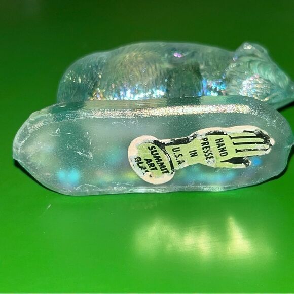 Vintage Summit Art Glass Pig Iridescent green Carnival Glass USA Figurine - Picture 3 of 3